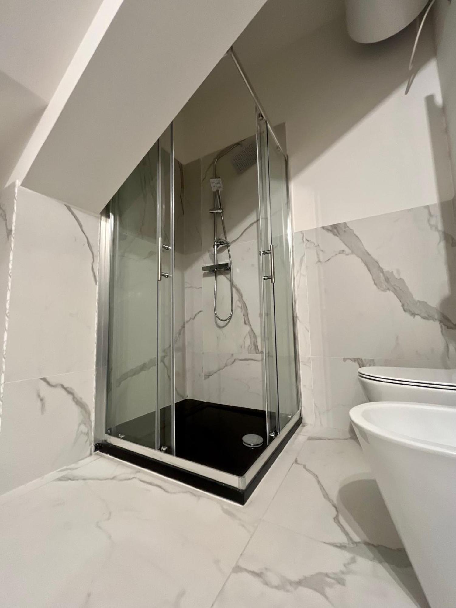 Suite Bohemien Chic - A 5 Fermate Dal Duomo Milan Exterior photo