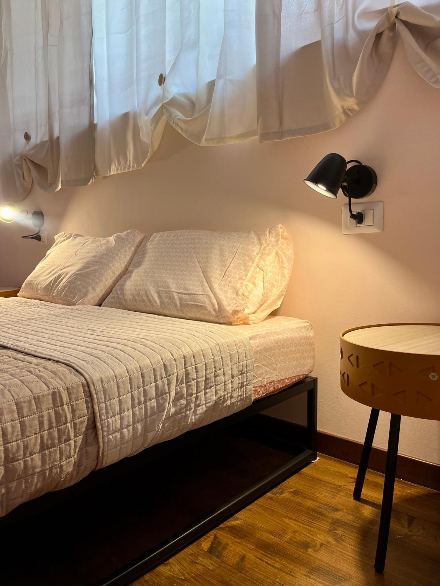 Suite Bohemien Chic - A 5 Fermate Dal Duomo Milan Exterior photo